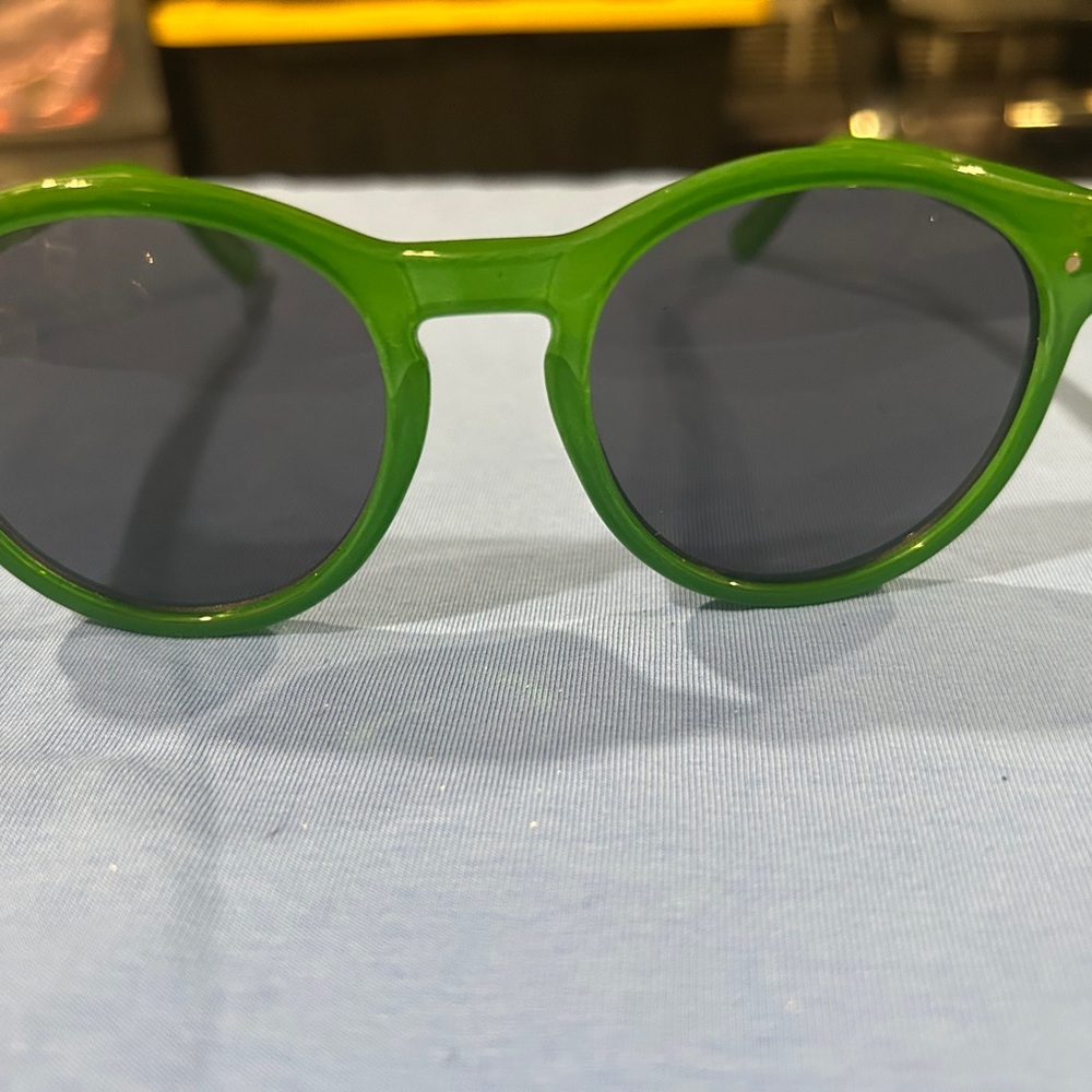 Aerie Bright Green Sunglasses